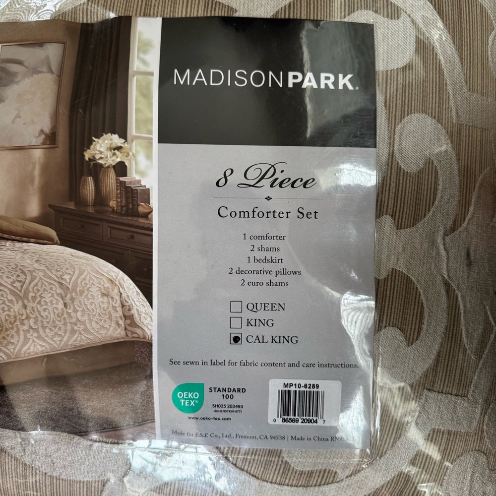 ⭐️NWT⭐️ Madison Park Cal King 8pc Comforter Set, Eliot Jacquard Damask Tan White - Picture 5 of 7